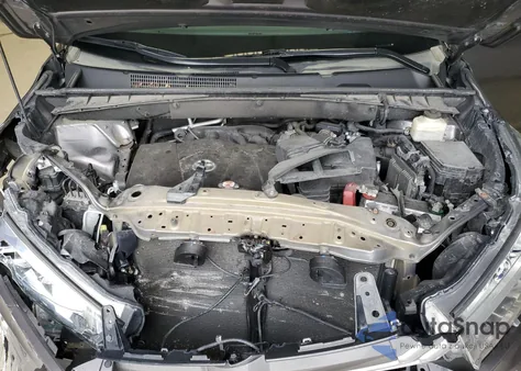 2018 Toyota Highlander Se from USA, damaged, VIN 5TDJZRFH3JS528657